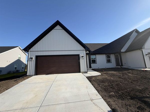 357 Lilac Lane, Unit 69, Stoughton, WI 53589