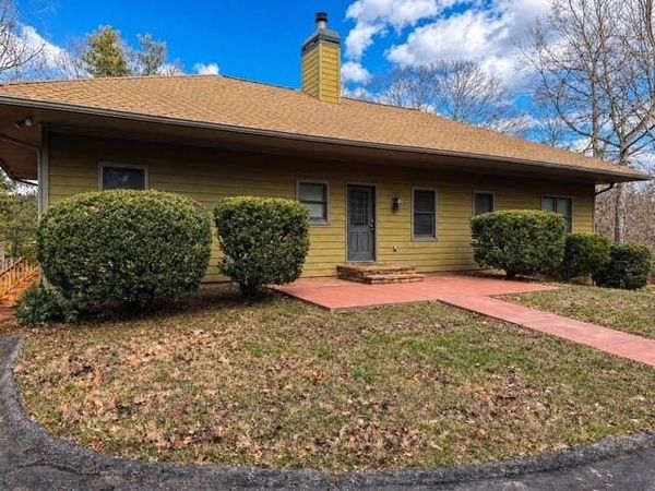 37 Gold Ditch Road , Cleveland, GA 30528