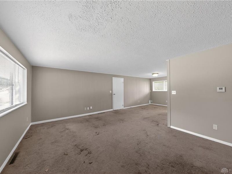 3883 Elmira Drive, Kettering, OH 45439 Photo 10