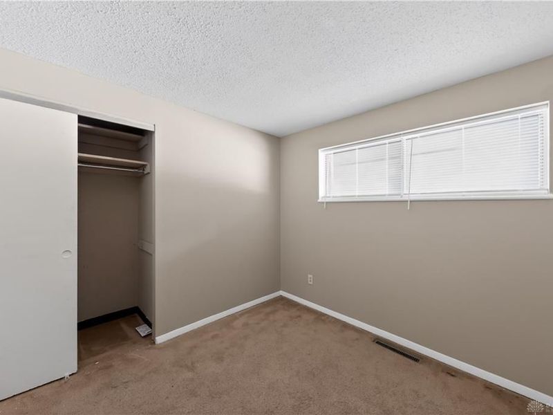 3883 Elmira Drive, Kettering, OH 45439 Photo 18