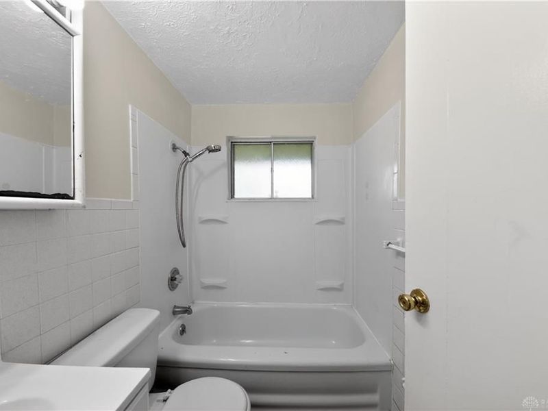 3883 Elmira Drive, Kettering, OH 45439 Photo 18