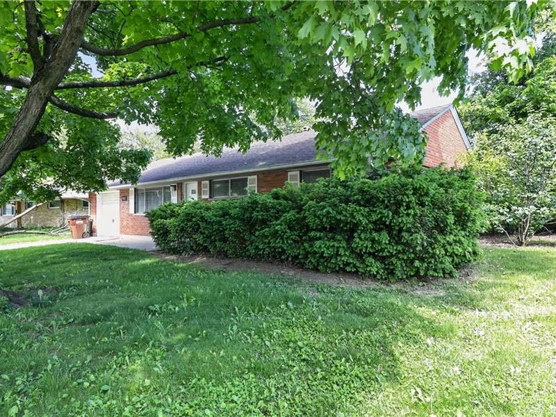 3883 Elmira Drive, Kettering, OH 45439 Photo 2