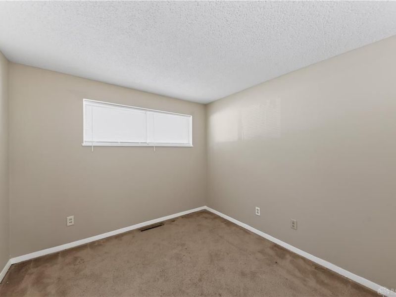 3883 Elmira Drive, Kettering, OH 45439 Photo 9