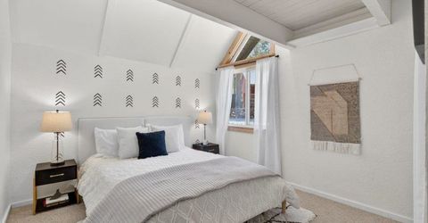 10146 Surrey Place, Truckee, CA 96161 Photo