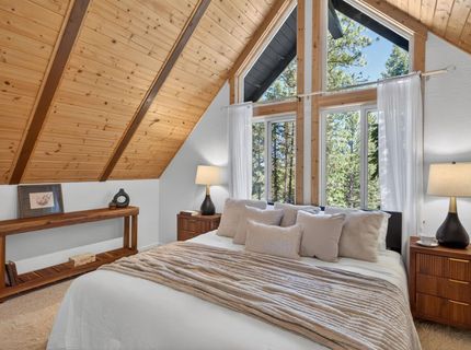 10146 Surrey Place, Truckee, CA 96161 Photo