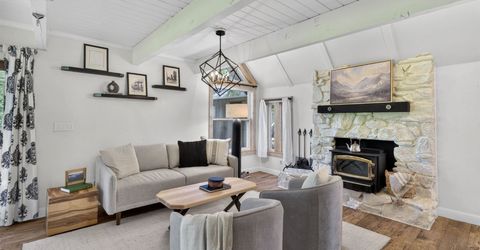10146 Surrey Place, Truckee, CA 96161 Photo