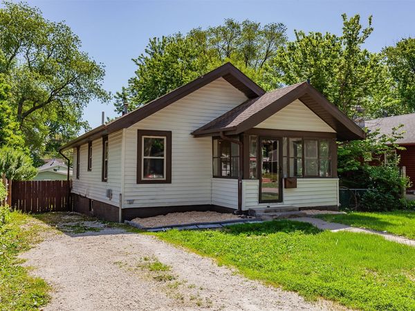 3301 Columbia Street, Des Moines, IA 50313