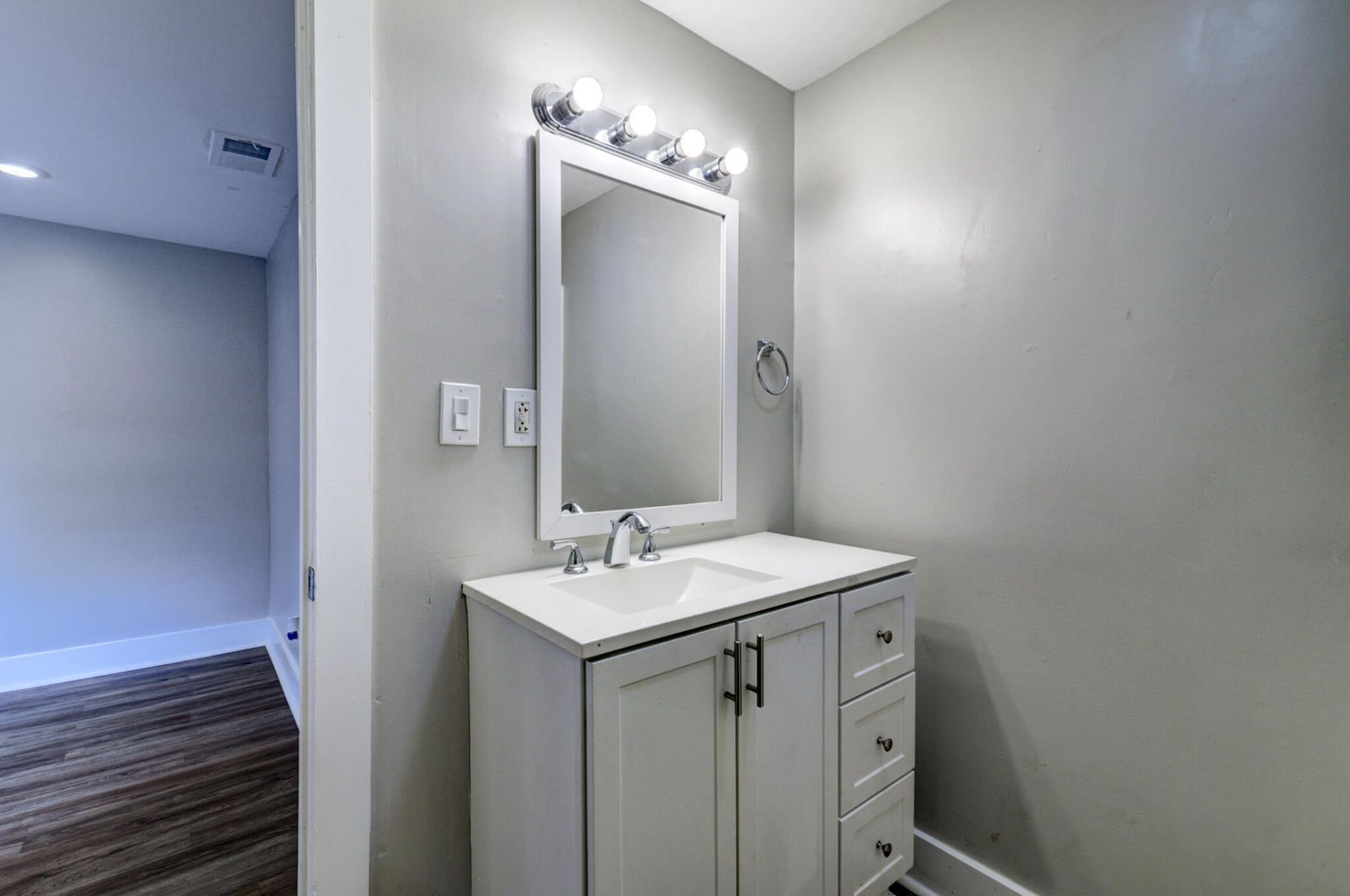 5134 Piedmont Photo 17