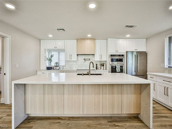 9340 W Washburn Road , Las Vegas, NV 89149