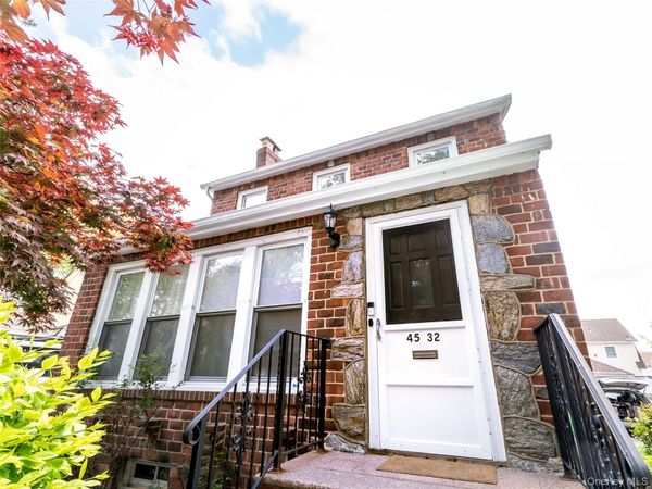 45-32 Westminster Road , Great Neck, NY 11020