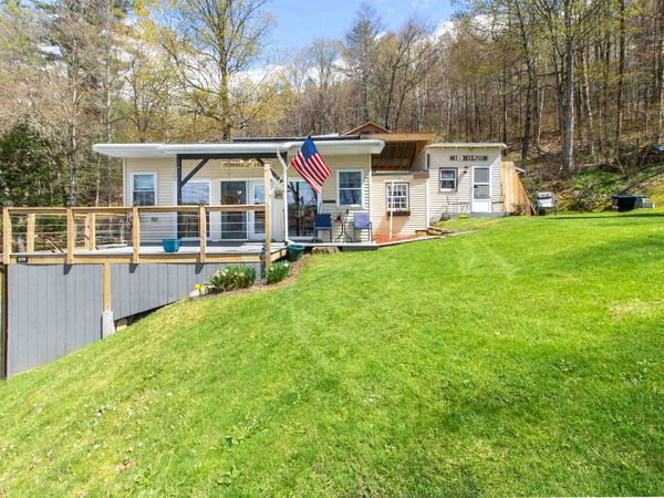 570 VT Route 14, Woodbury, VT 05681