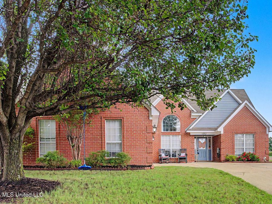 Property Image 4