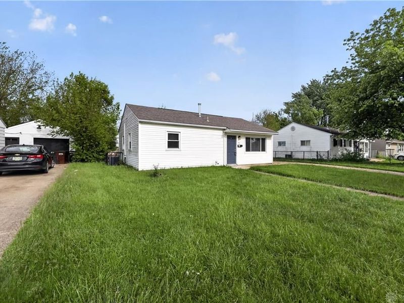 44 Rockland Drive, Fairborn, OH 45324 Photo 3