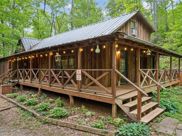85 Clear Lake Court, Ellijay, GA 30540