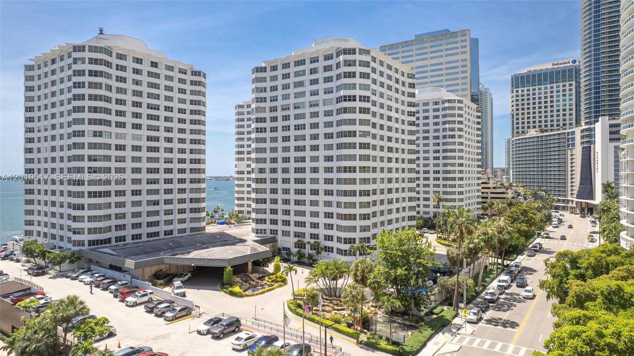 801 Brickell Bay Dr , Unit 1662, Miami, FL 33131 Photo