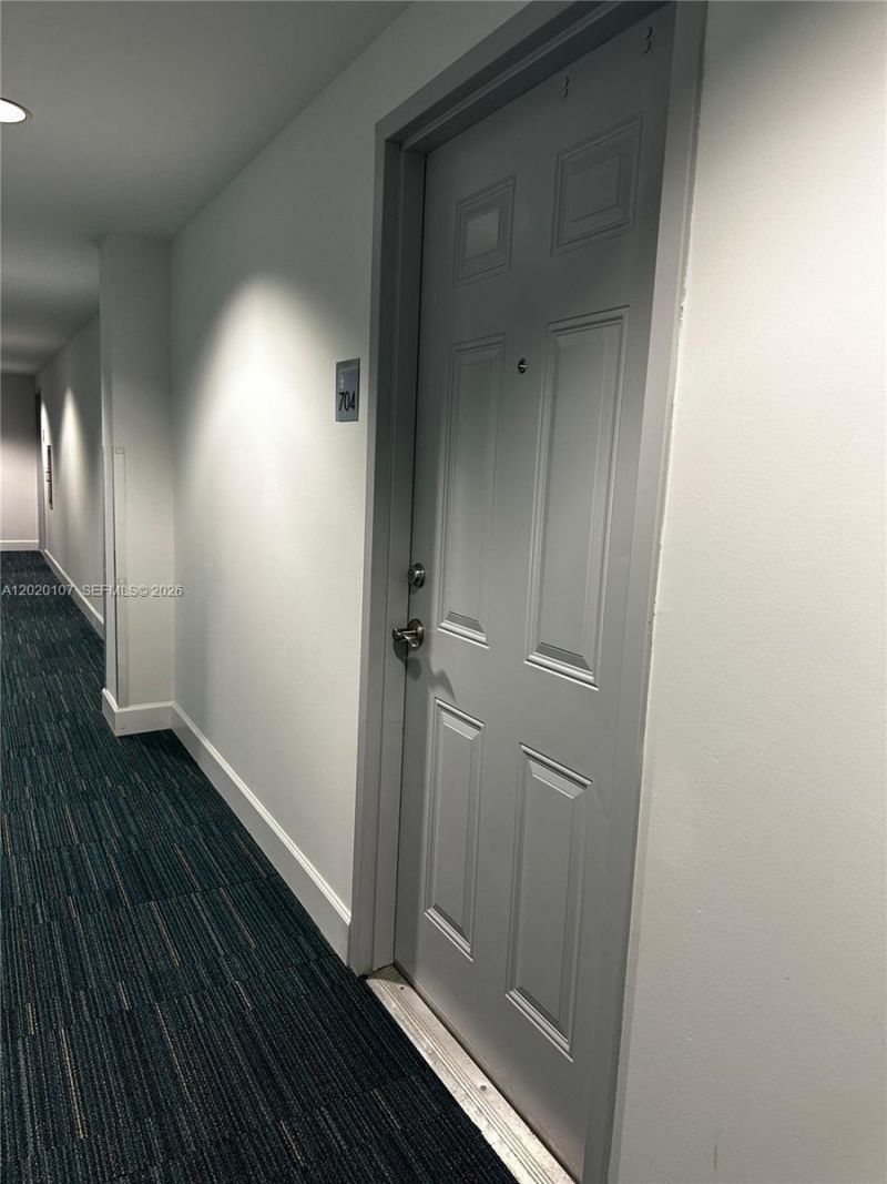 1723 SW 2nd Ave , Unit 704, Miami, FL 33129 Photo