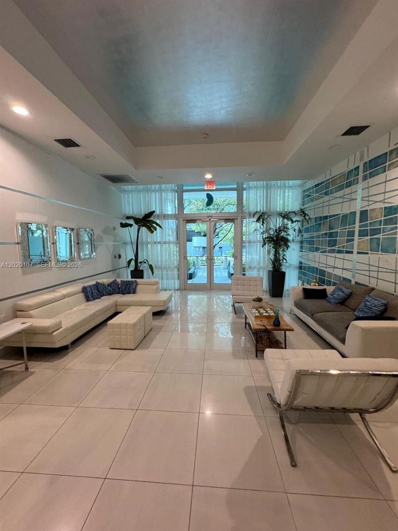 1723 SW 2nd Ave , Unit 704, Miami, FL 33129 Photo