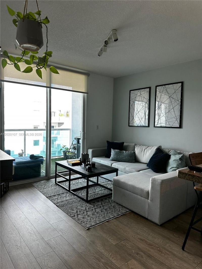1723 SW 2nd Ave , Unit 704, Miami, FL 33129 Photo