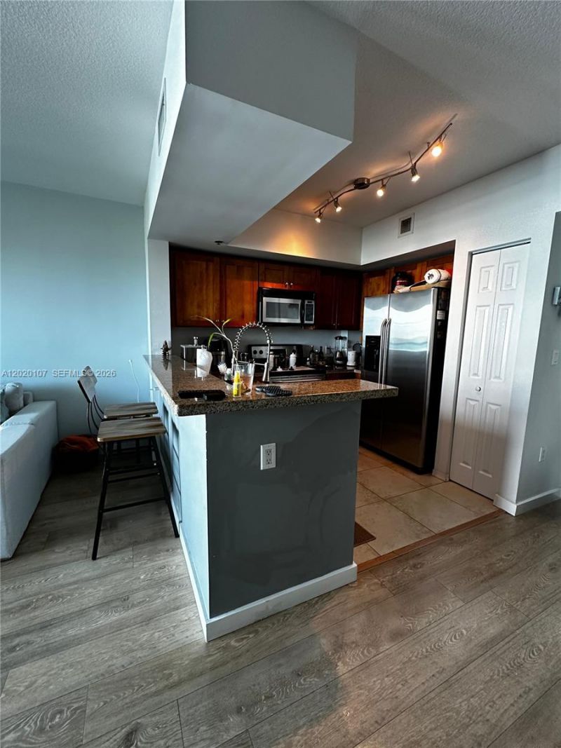 1723 SW 2nd Ave , Unit 704, Miami, FL 33129 Photo