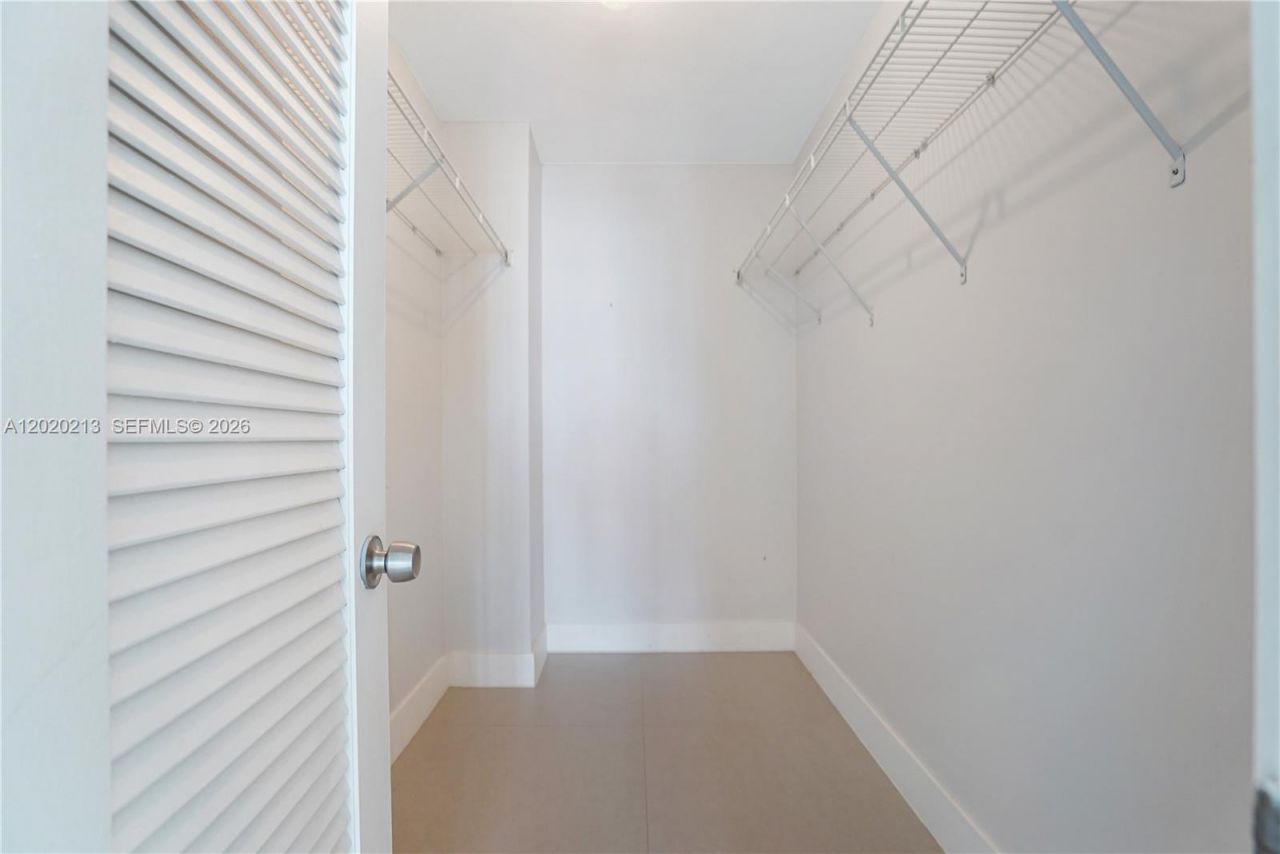 8233 Harding Ave, Unit 508, Miami Beach, FL 33141 Photo