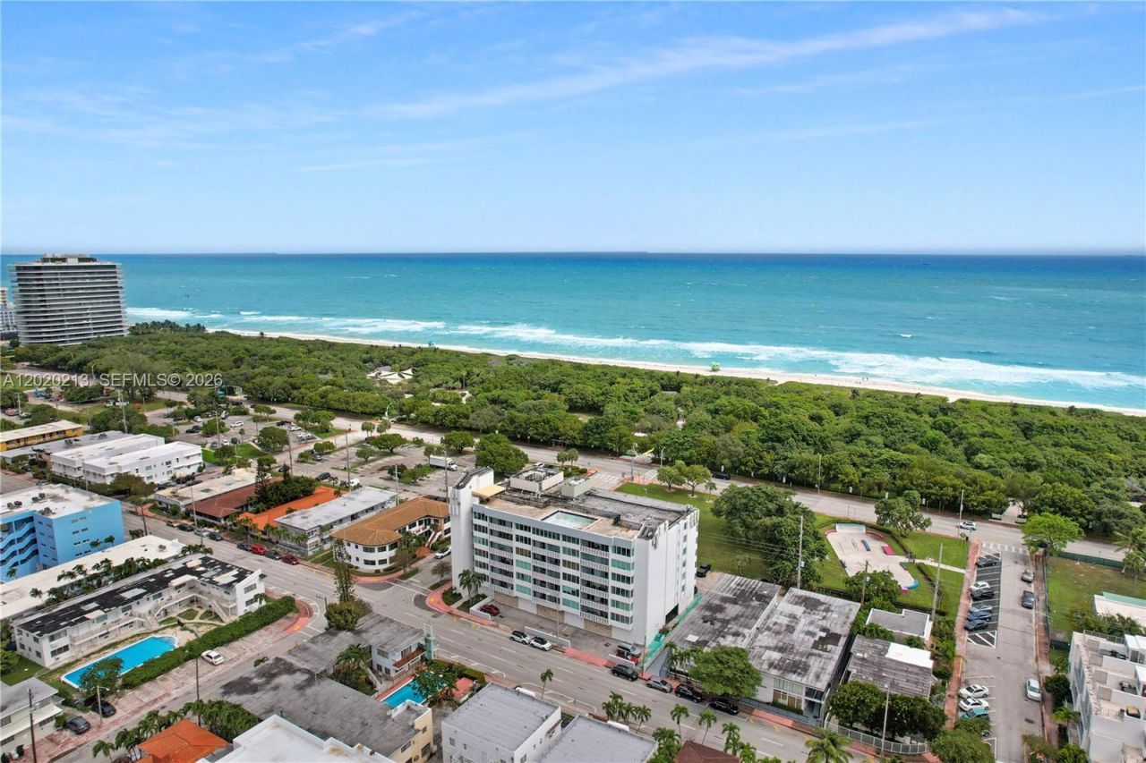 8233 Harding Ave, Unit 508, Miami Beach, FL 33141 Photo