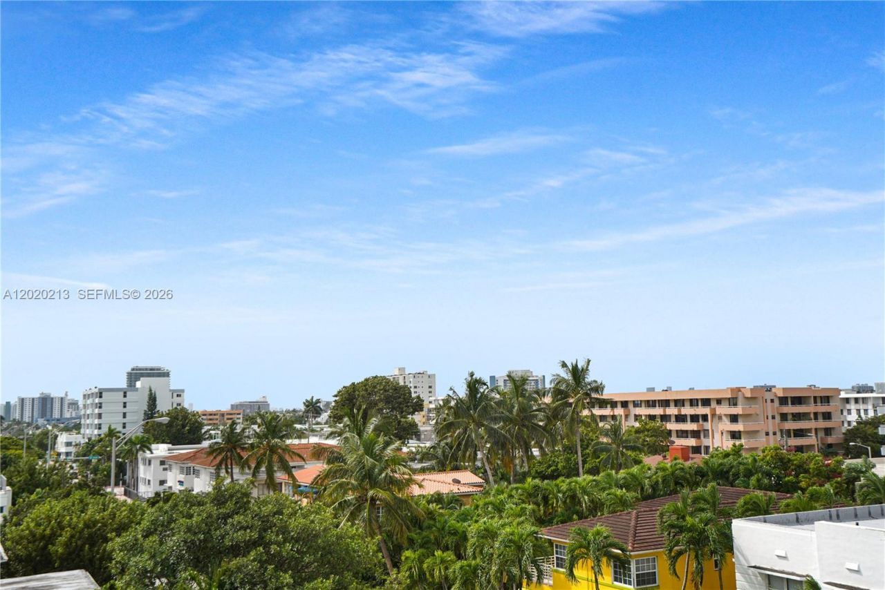 8233 Harding Ave, Unit 508, Miami Beach, FL 33141 Photo