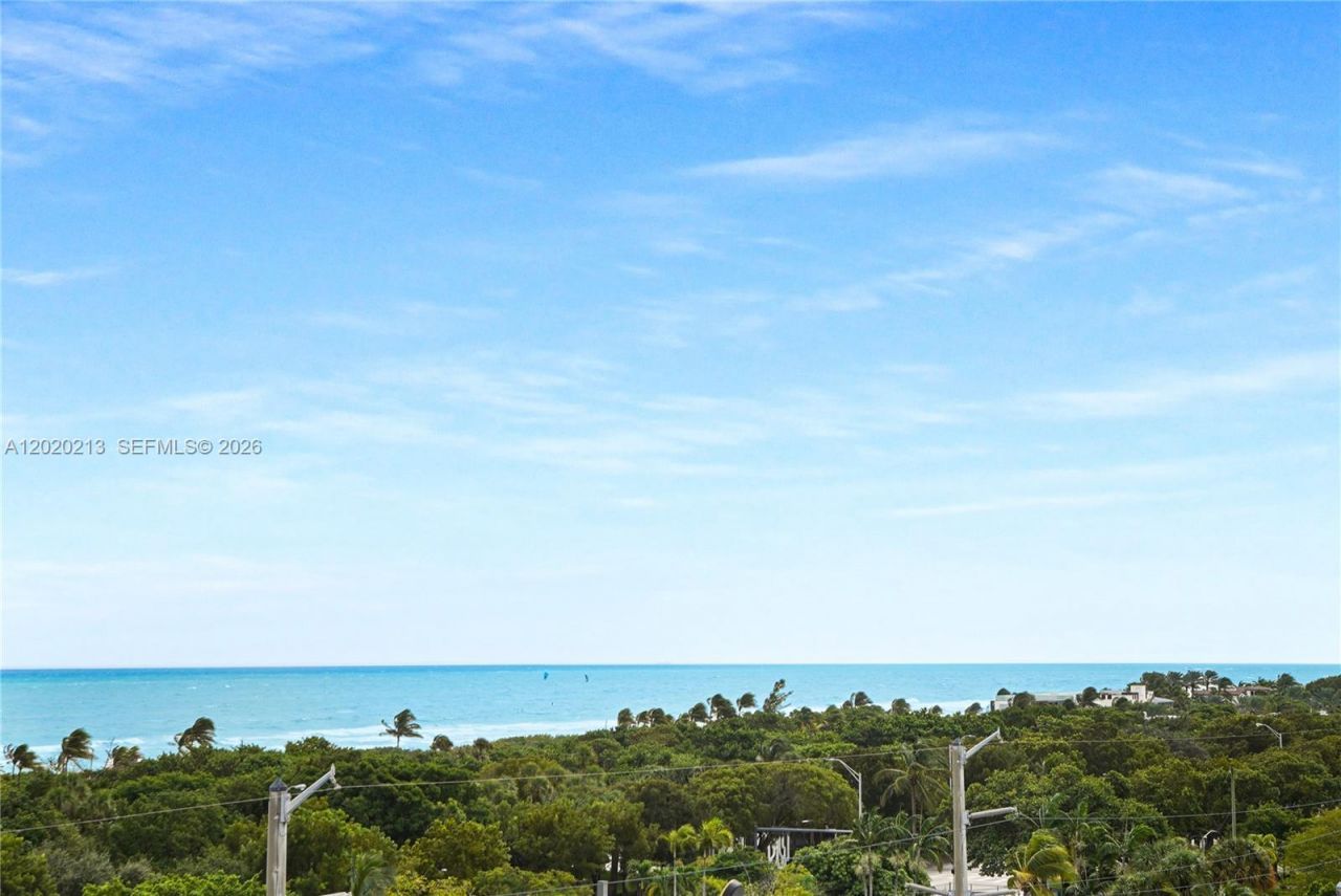 8233 Harding Ave, Unit 508, Miami Beach, FL 33141 Photo