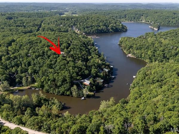 46 Lake Shore Drive N, New Florence, MO 63363