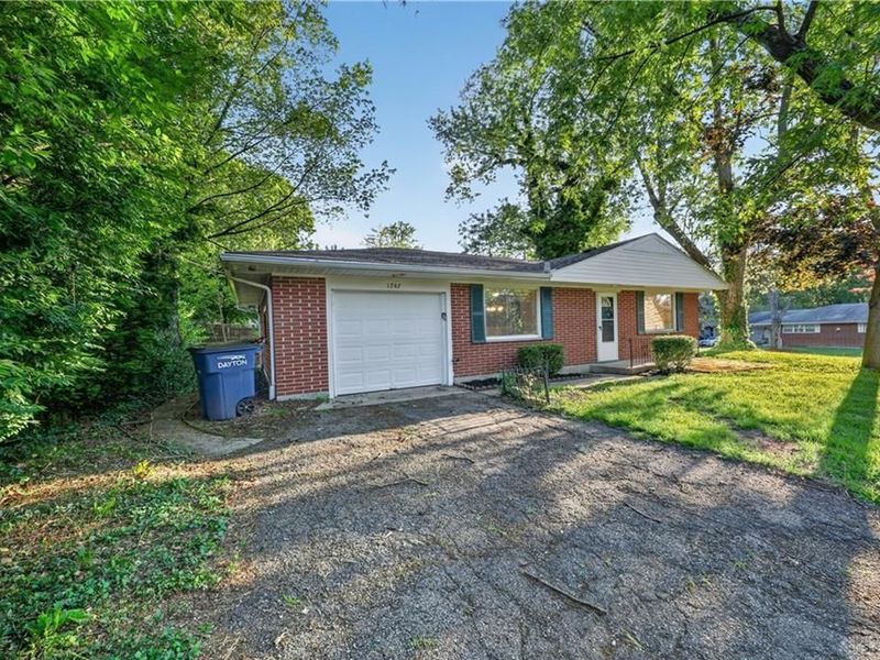 1747 Bluefield Avenue, Dayton, OH 45414 Photo 2
