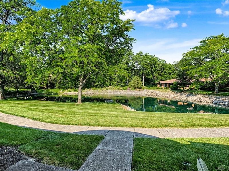 7147 Fallen Oak, Washington Township, OH 45459 Photo 3