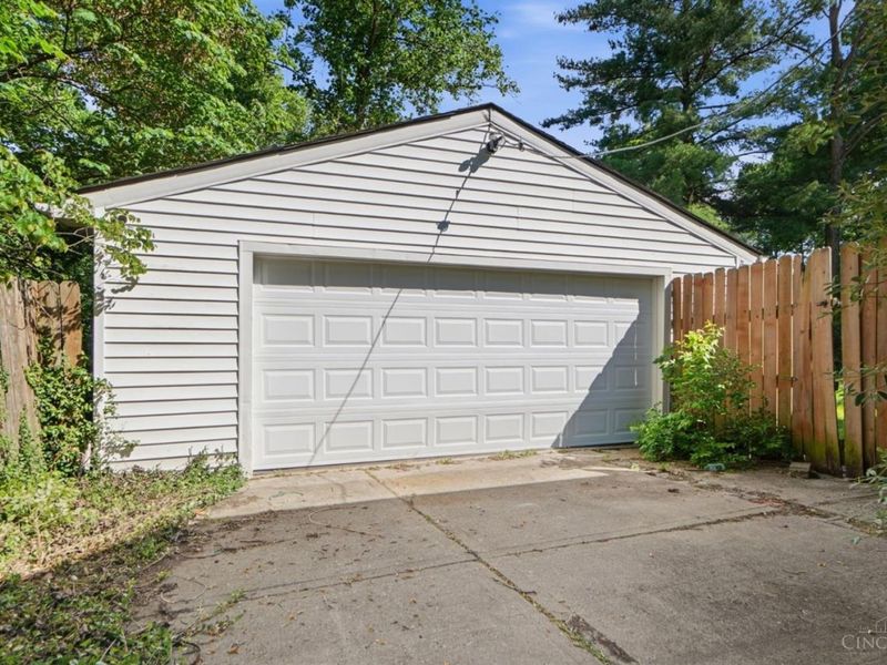 5792 Gaines Road, Green Township, OH 45247 Photo 38