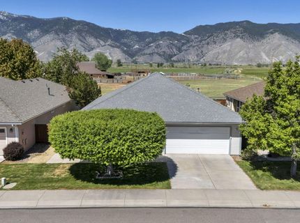 1764 Mahogany Circle, Minden, NV 89423 Photo