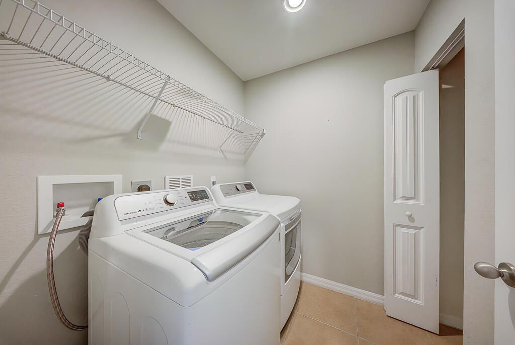 6463 Azura Lake Road, Lake Worth, FL 33463 Photo