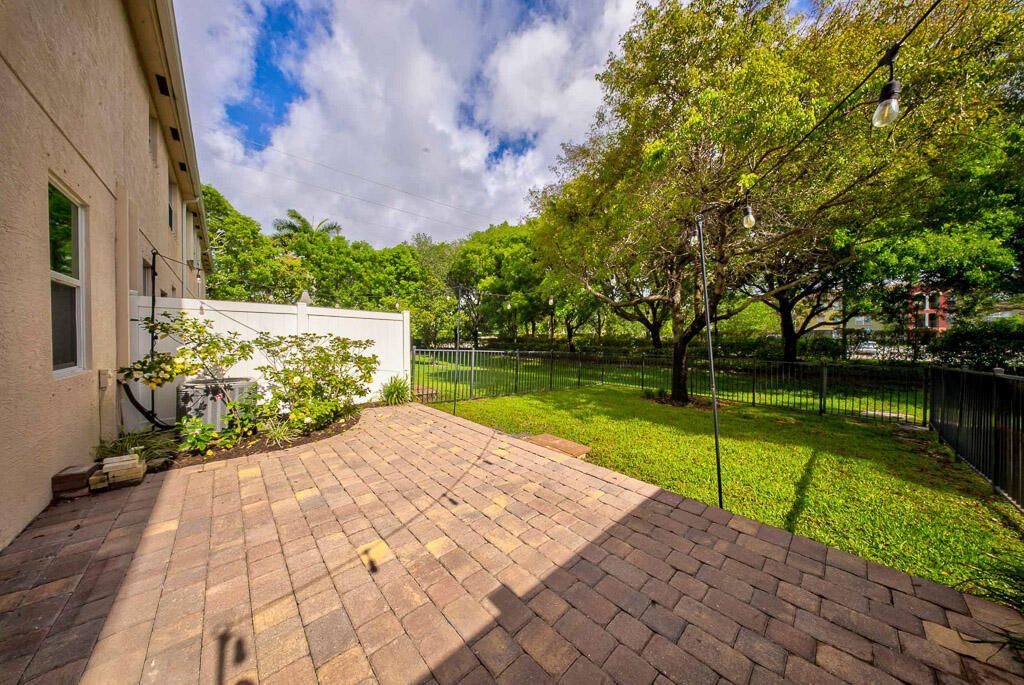 6463 Azura Lake Road, Lake Worth, FL 33463 Photo