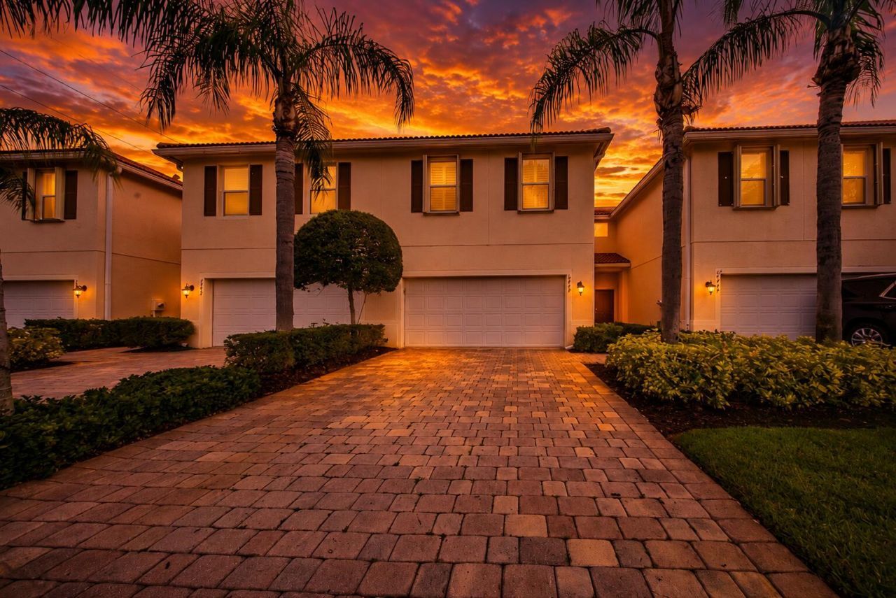 6463 Azura Lake Road, Lake Worth, FL 33463 Photo