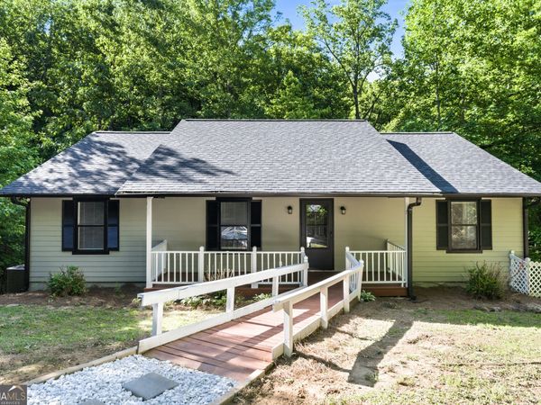 1029 Woodlawn Drive, Cleveland, GA 30528