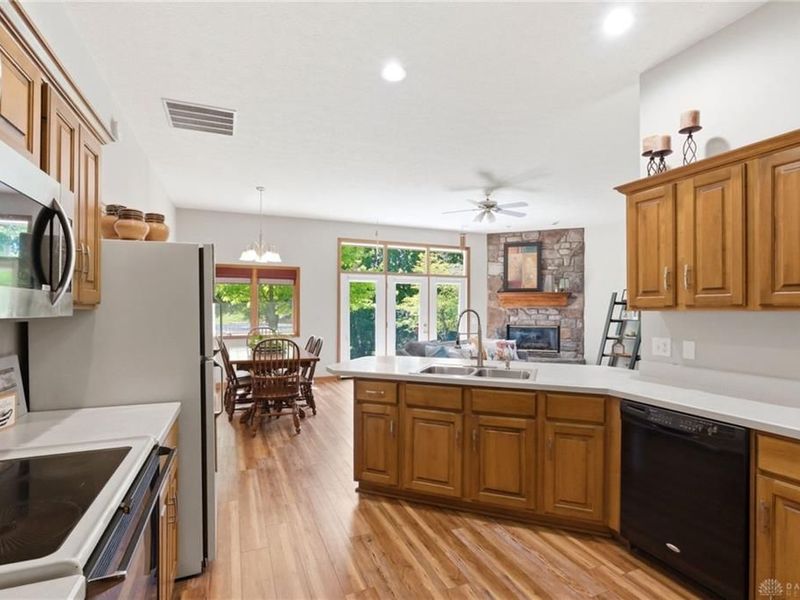 9190 Heather Drive, Washington Township, OH 45458 Photo 16