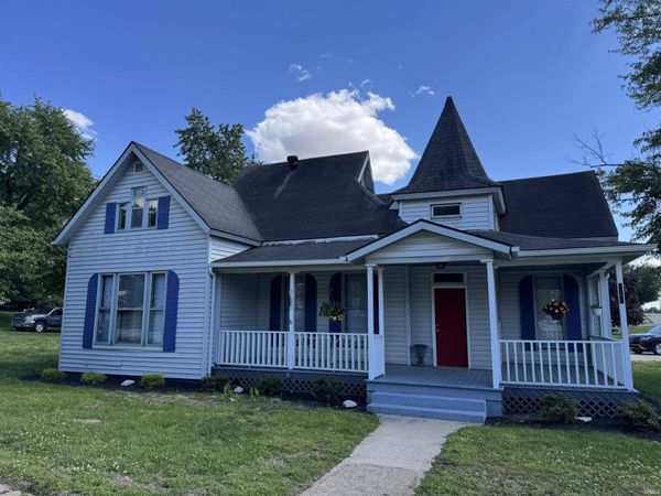 310 W Main Street, Oaktown, IN 47561