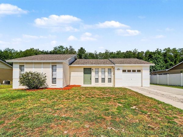 136 W CEDARWOOD CIRCLE , KISSIMMEE, FL 34743
