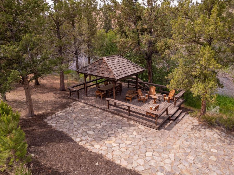 Property Image 80