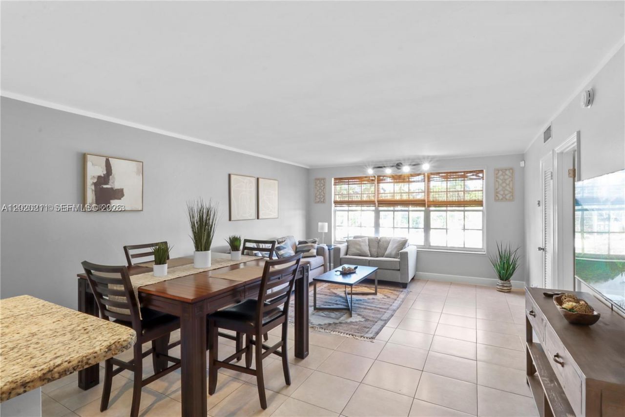 2420 SE 17th Cswy, Unit 301C, Fort Lauderdale, FL 33316 Photo
