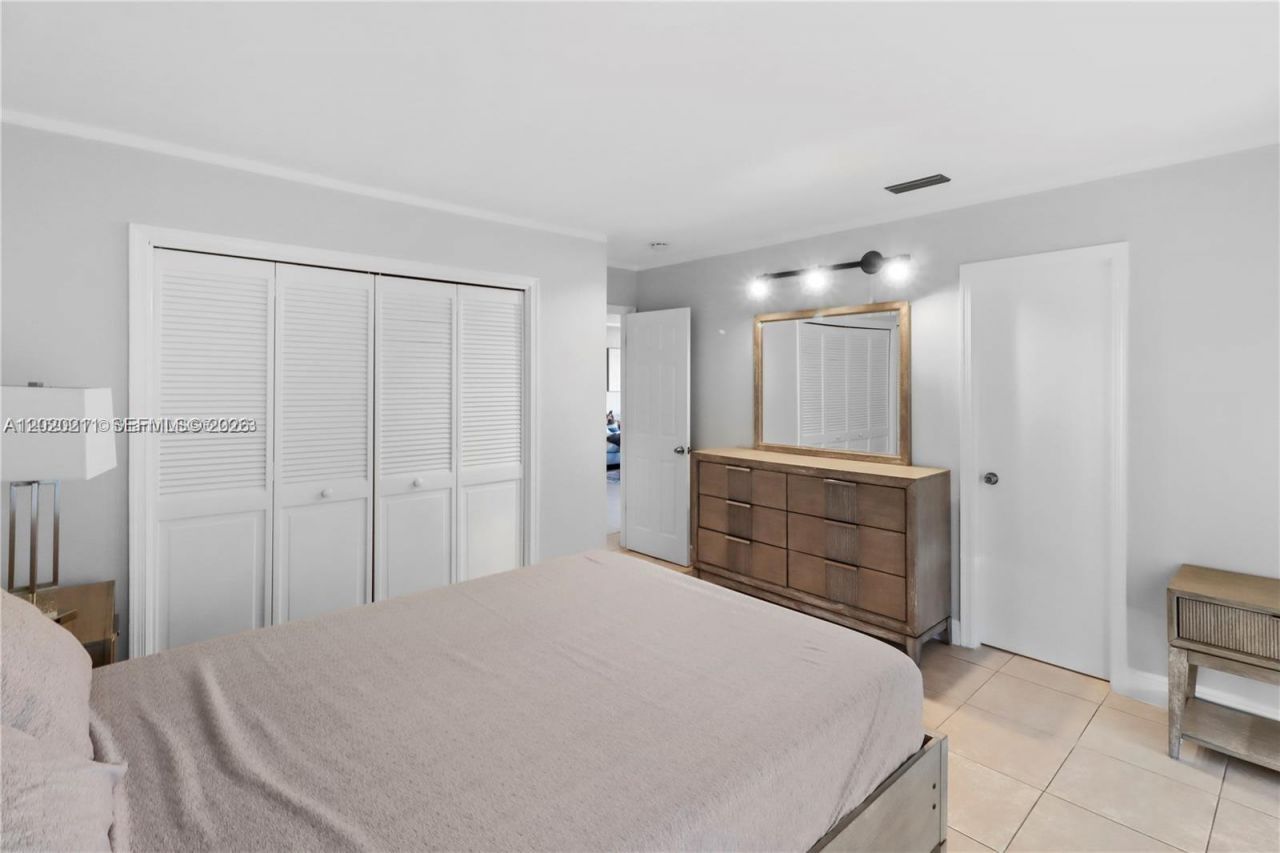 2420 SE 17th Cswy, Unit 301C, Fort Lauderdale, FL 33316 Photo