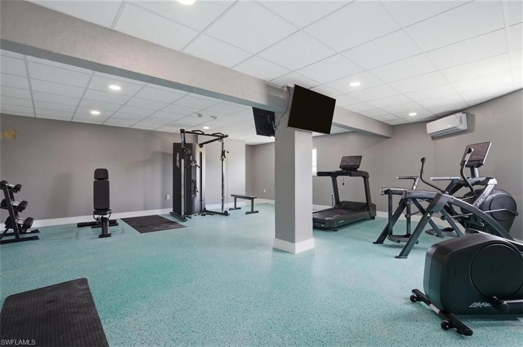3704 Broadway, Unit 318, Fort Myers, FL 33901 Photo