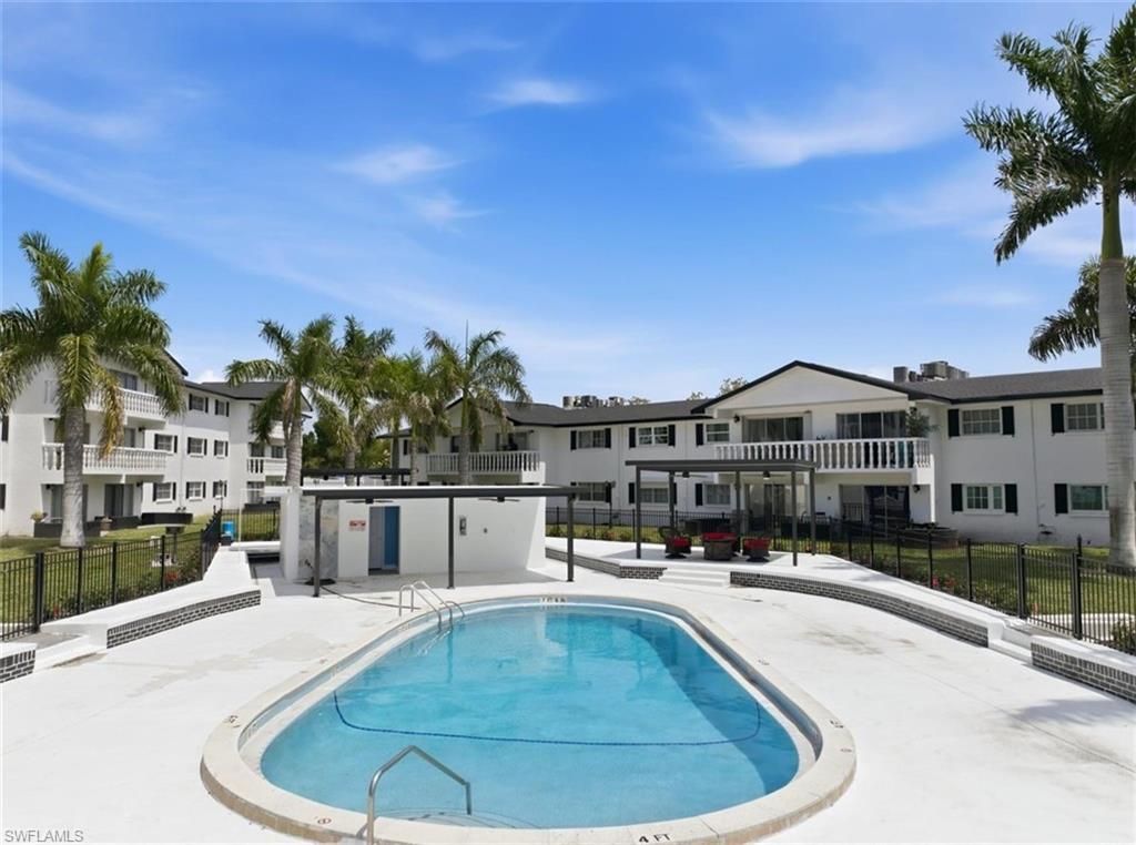 3704 Broadway, Unit 318, Fort Myers, FL 33901 Photo