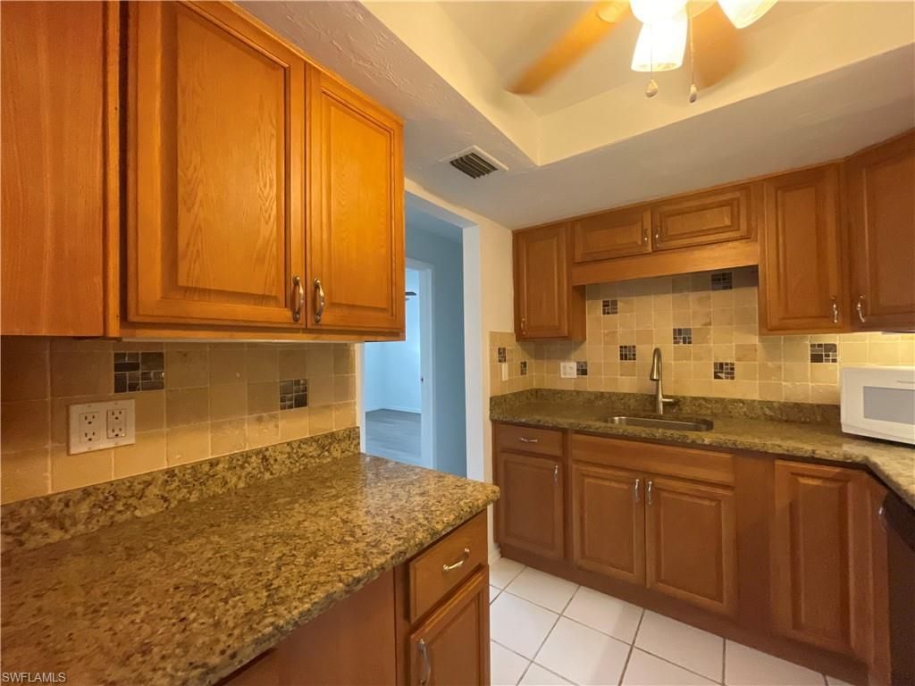 3704 Broadway, Unit 318, Fort Myers, FL 33901 Photo