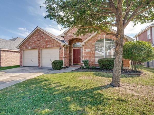 6504 Hillview Lane, Sachse, TX 75048