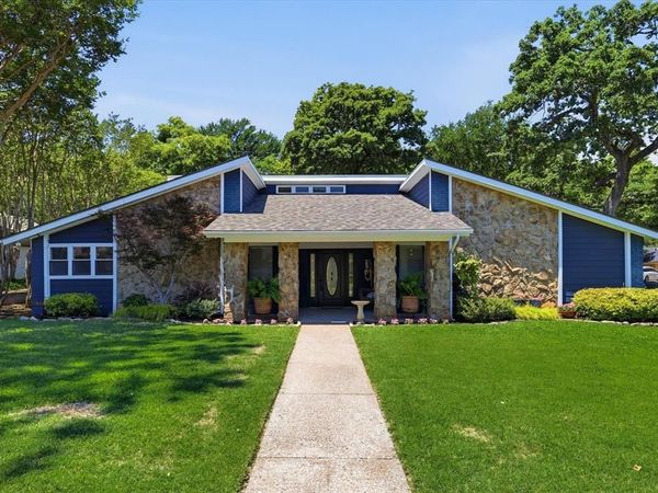 2850 Creekwood Drive, Grapevine, TX 76051