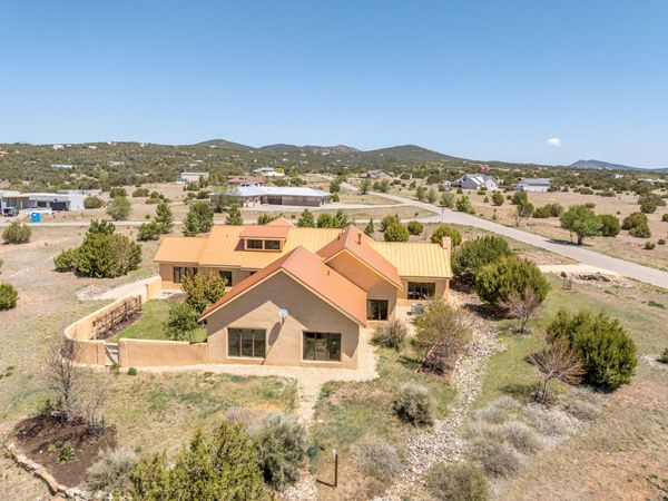 11 Eastside Loop , Sandia Park, NM 87047