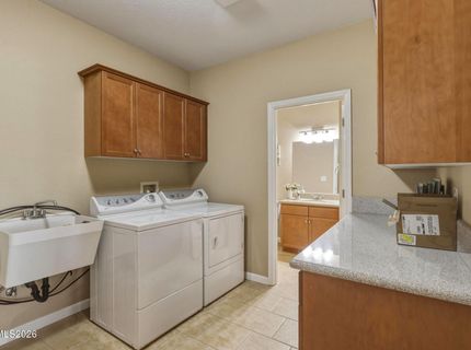 812 Jenna Court, Carson City, NV 89701 Photo