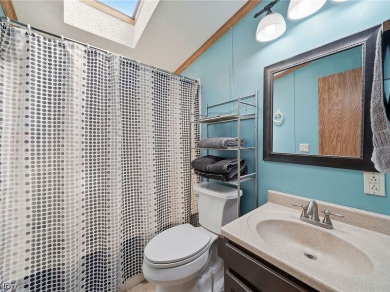 4613 N Lake Road, West Farmington, OH 44491 Photo 33
